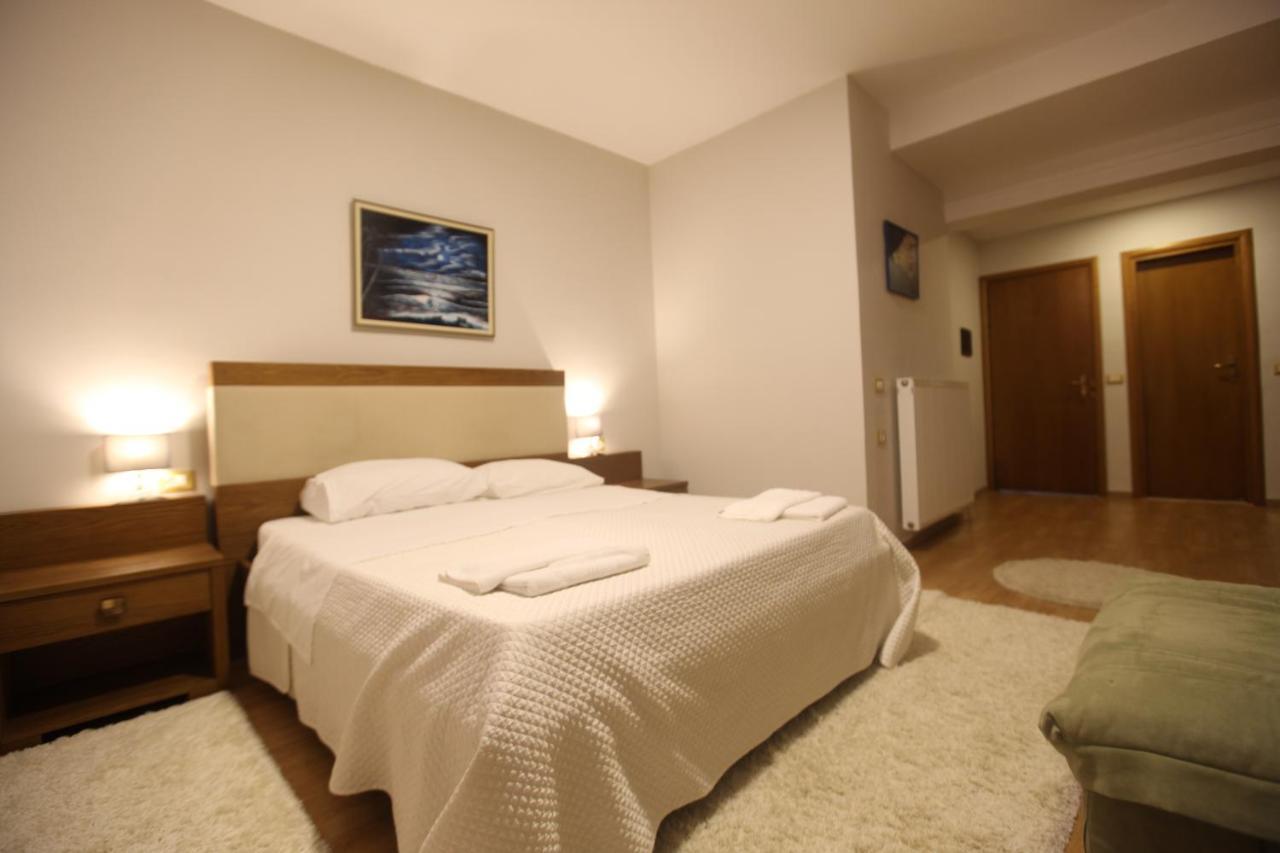 Hotel Sofo Dukat Buitenkant foto