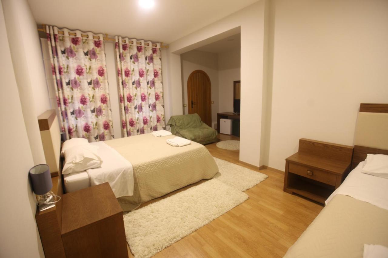 Hotel Sofo Dukat Buitenkant foto