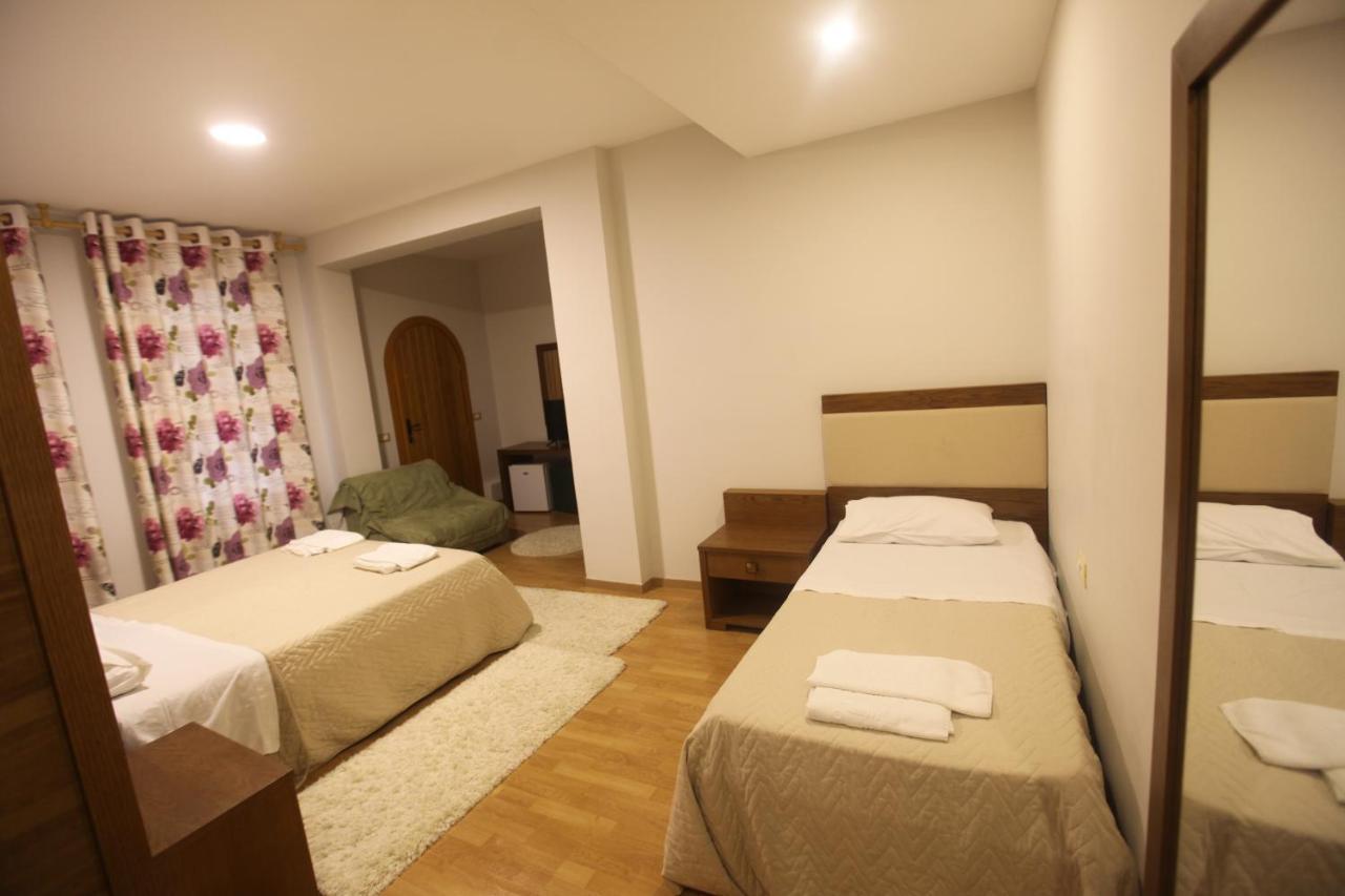Hotel Sofo Dukat Buitenkant foto