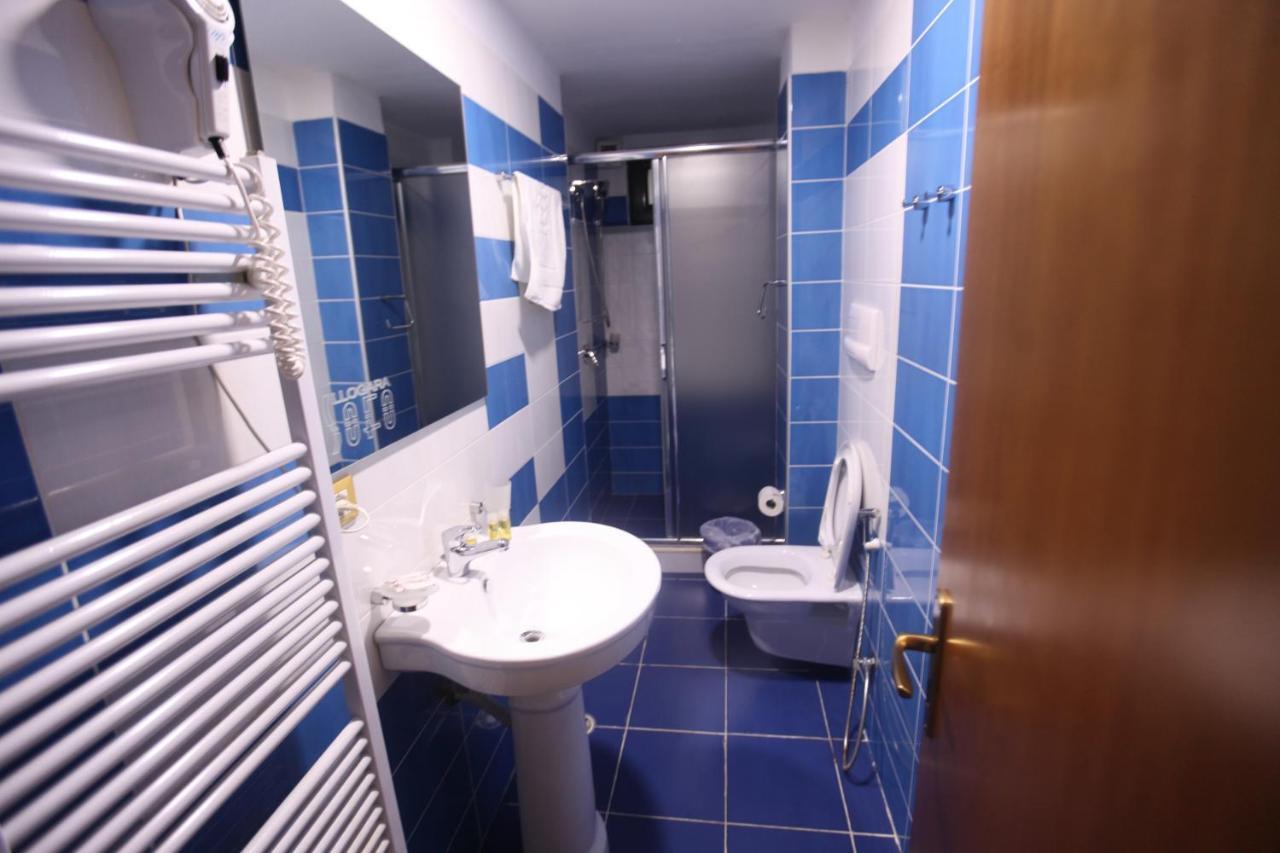 Hotel Sofo Dukat Buitenkant foto