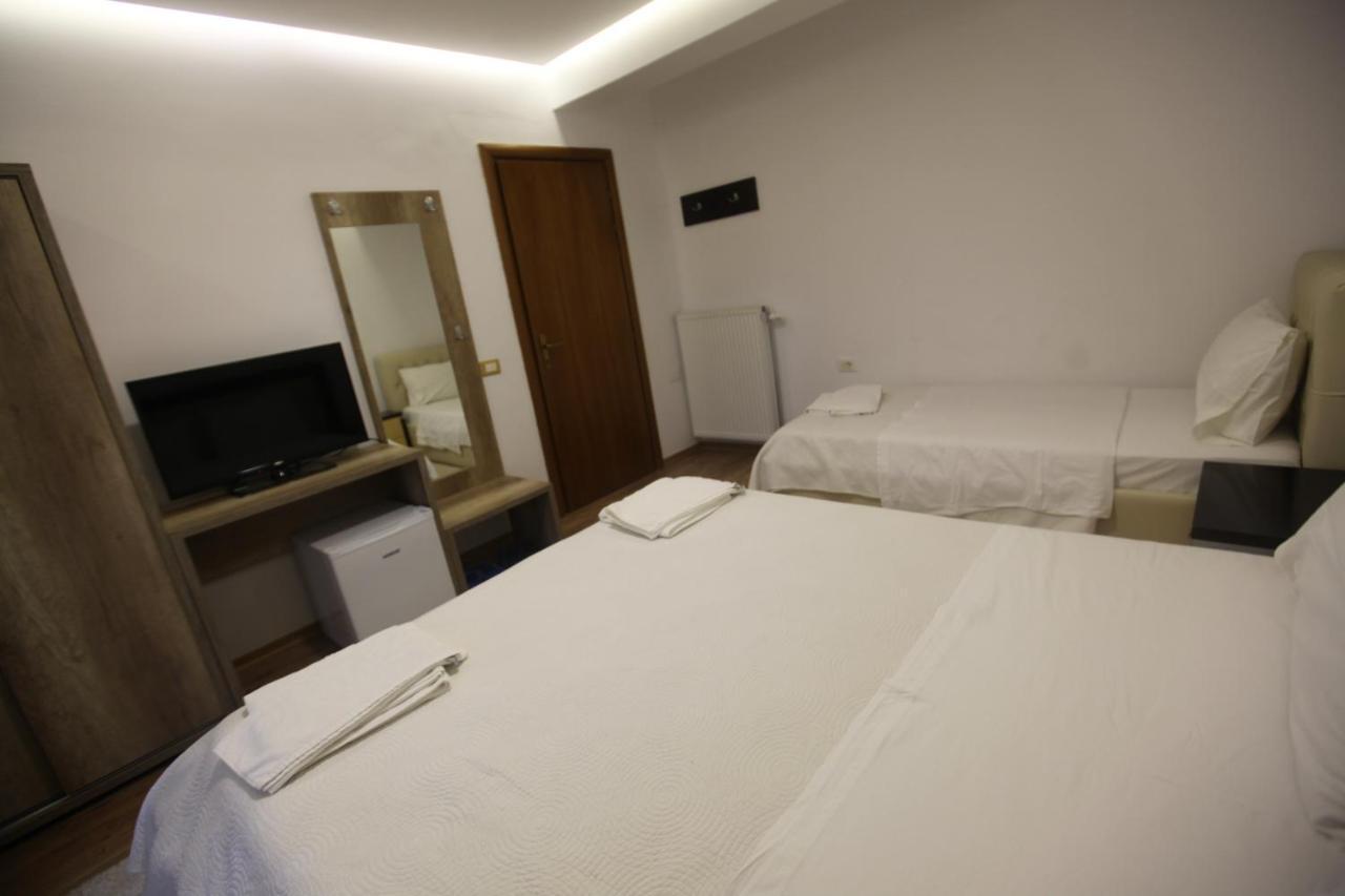 Hotel Sofo Dukat Buitenkant foto