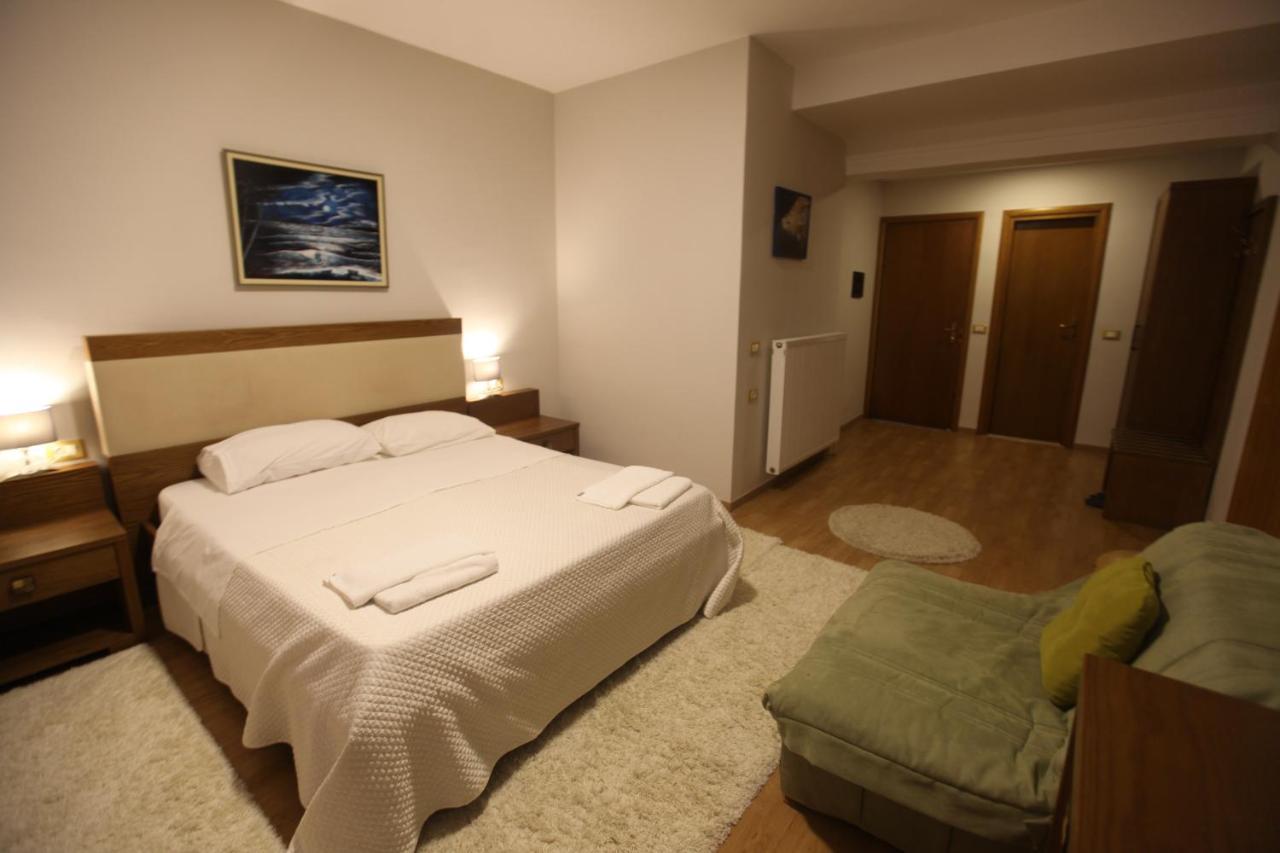 Hotel Sofo Dukat Buitenkant foto