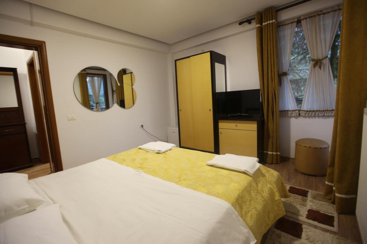 Hotel Sofo Dukat Buitenkant foto