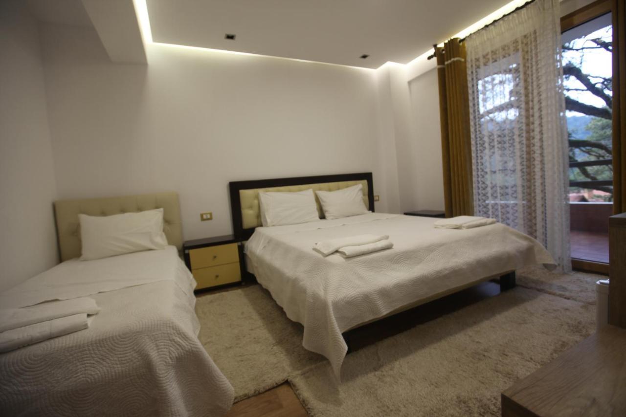Hotel Sofo Dukat Buitenkant foto
