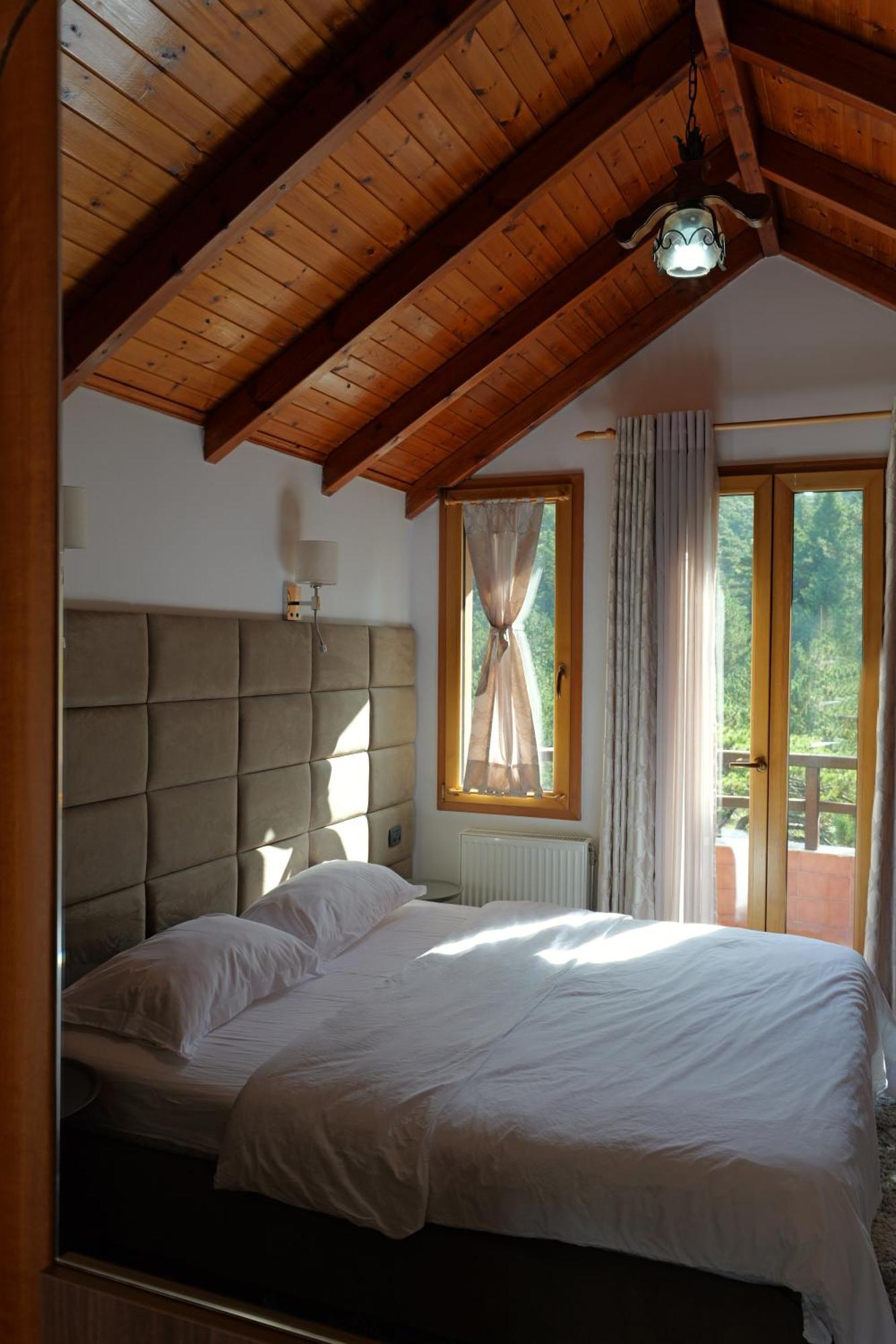 Hotel Sofo Dukat Buitenkant foto