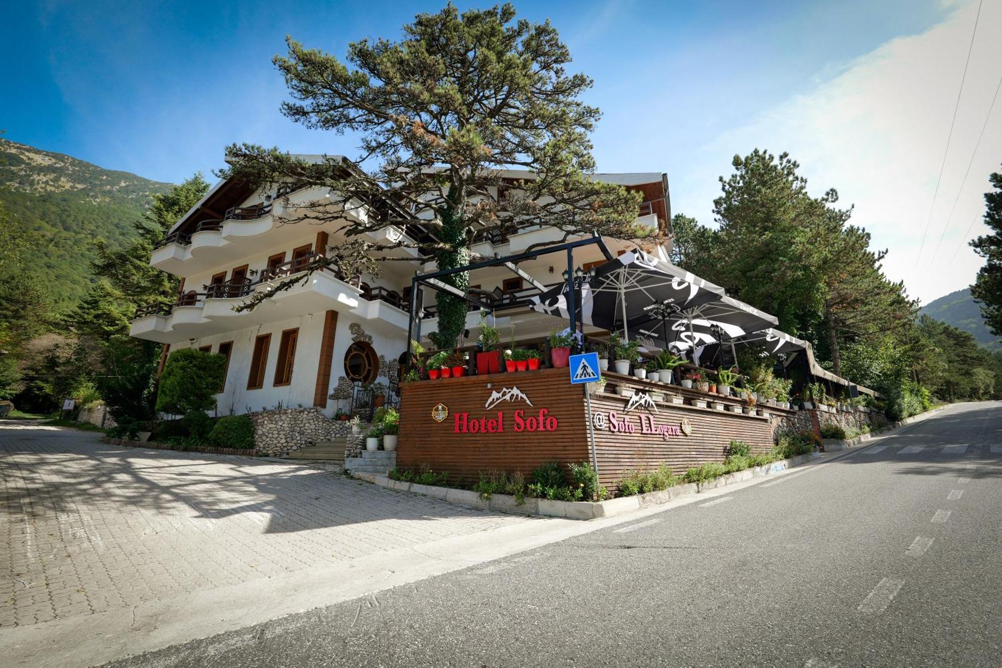 Hotel Sofo Dukat Buitenkant foto