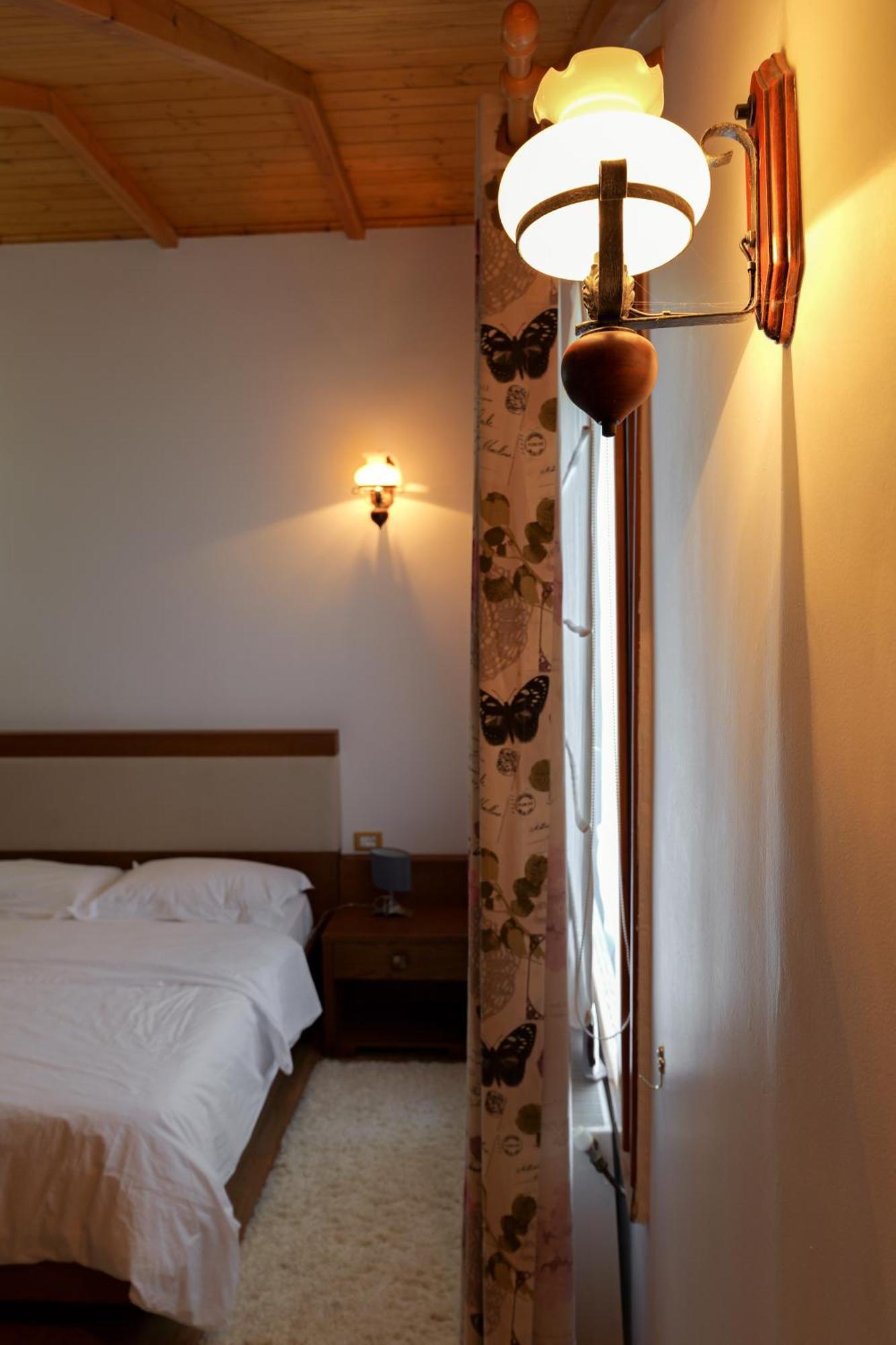 Hotel Sofo Dukat Buitenkant foto